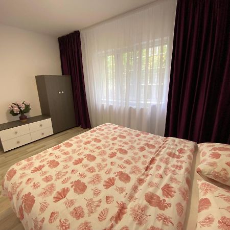 Grove Apartment บูเซา ภายนอก รูปภาพ