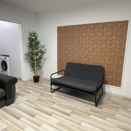 Grove Apartment บูเซา ภายนอก รูปภาพ
