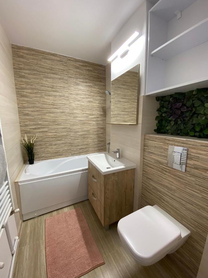 Grove Apartment บูเซา ภายนอก รูปภาพ