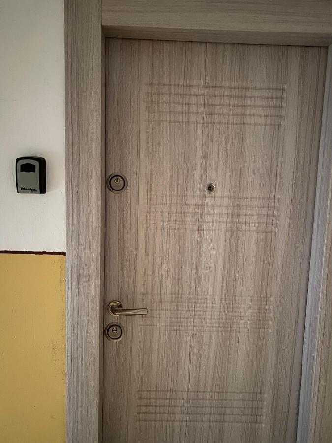 Grove Apartment บูเซา ภายนอก รูปภาพ
